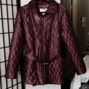 Nine West - Puffer Jacket - New - Size Beautiful, irisdecent burgundy jacket